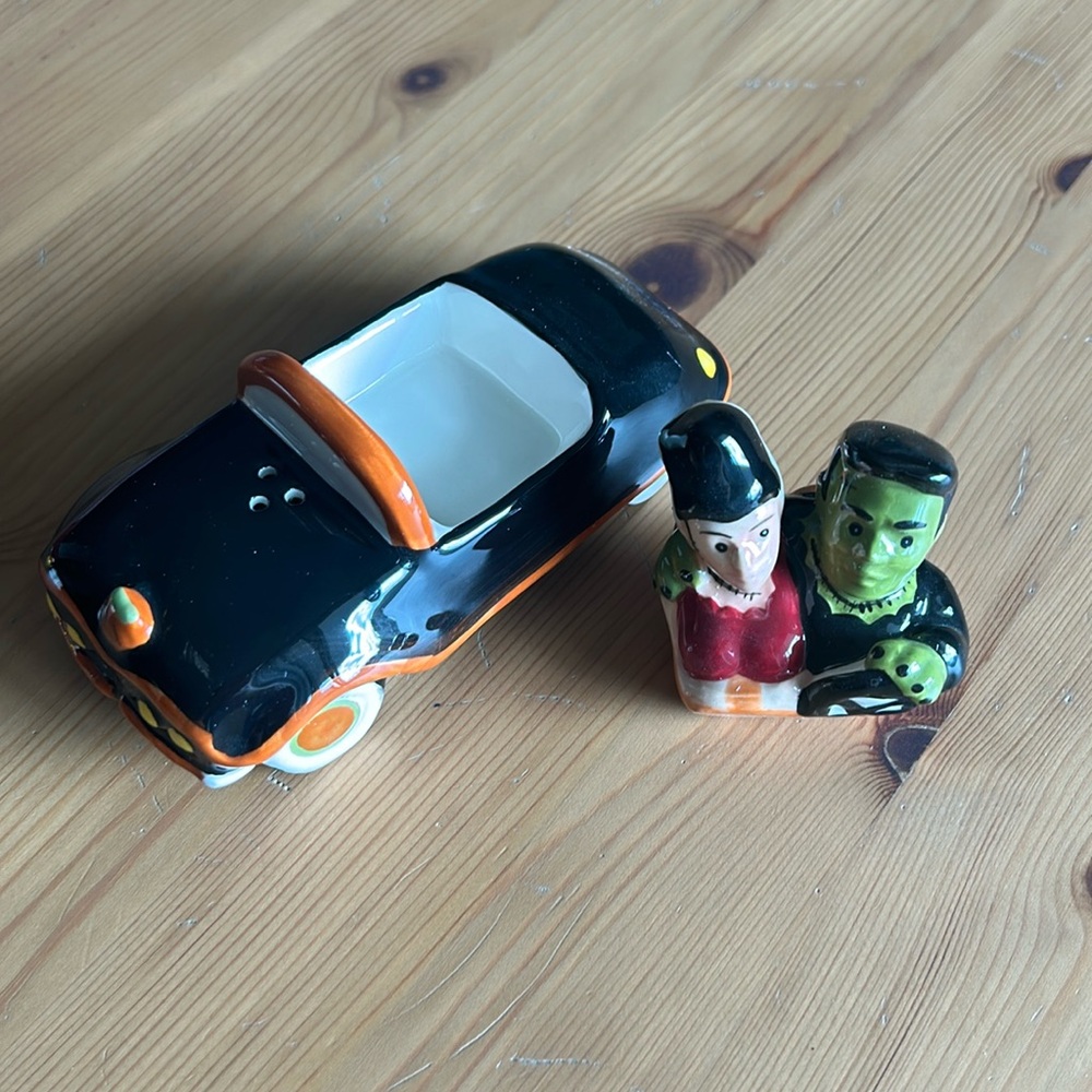 Frankenstein salt and pepper shaker